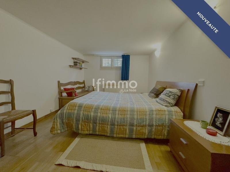 Maison - 198 m² - 7 pièces