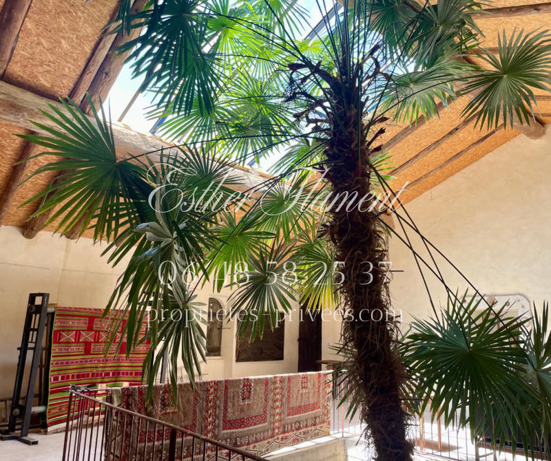 Demeure - 590 m² - 16 pièces