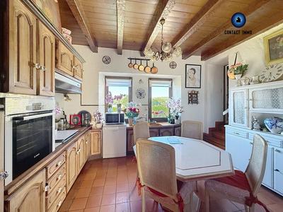 Maison - 136 m² - 5 pièces