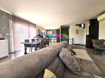 Maison - 146 m² - 5 pièces