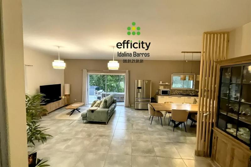 Pavillon - 125 m² - 6 pièces