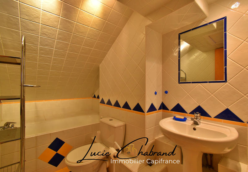 Appartement - 88 m² - 3 pièces