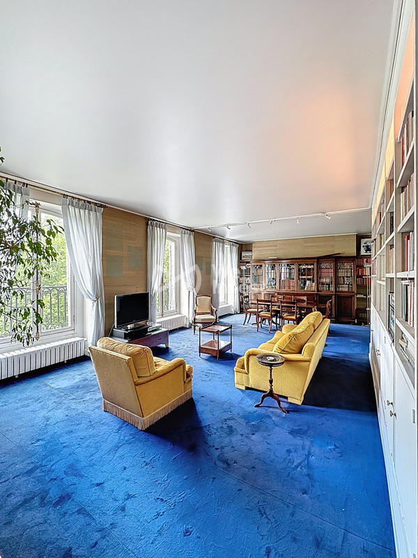 Appartement - 170 m² - 7 pièces