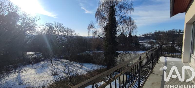 Appartement - 100 m² - 5 pièces