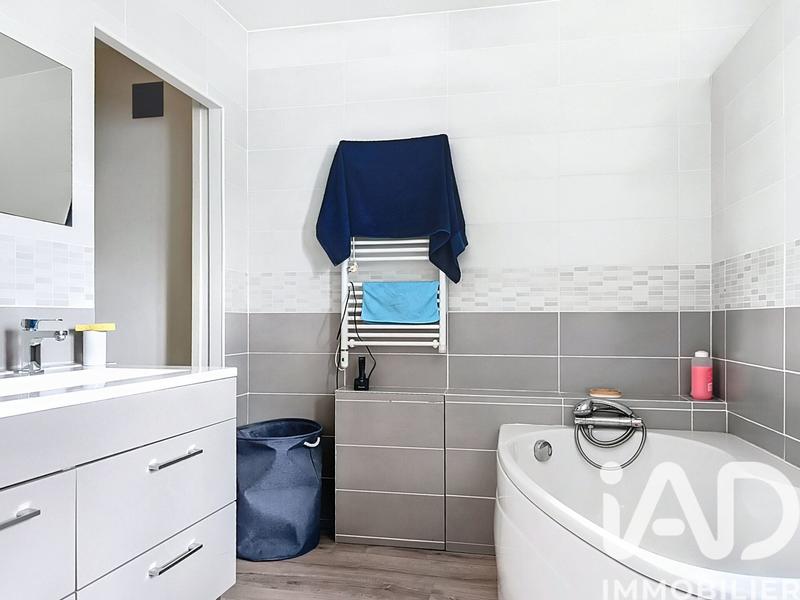 Maison - 119 m² - 5 pièces