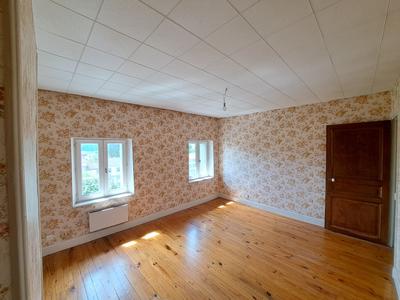 Appartement - 86 m² - 4 pièces