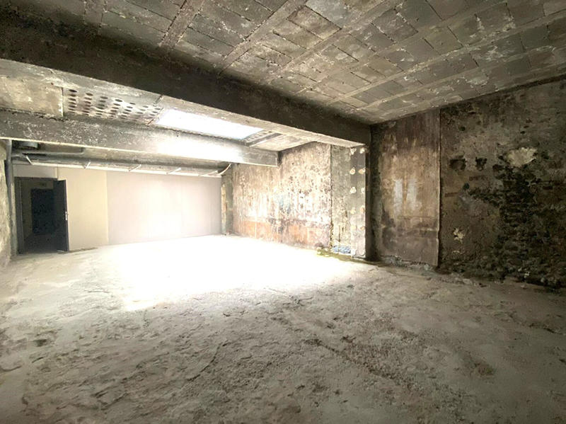 Local commercial - 175 m²