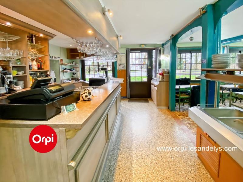 Maison - 218 m² - 9 pièces