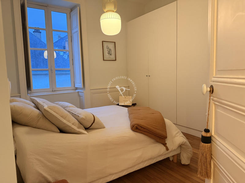 Appartement - 130 m² - 5 pièces