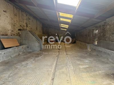 Grange - 296 m² - 3 pièces