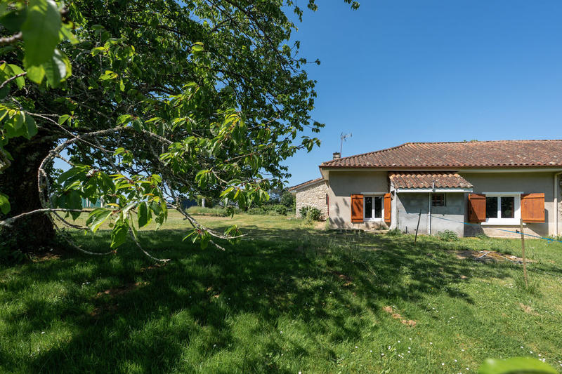 Maison de village - 118 m² - 6 pièces