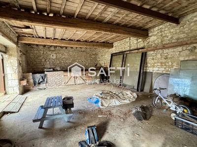 Maison - 233 m² - 5 pièces