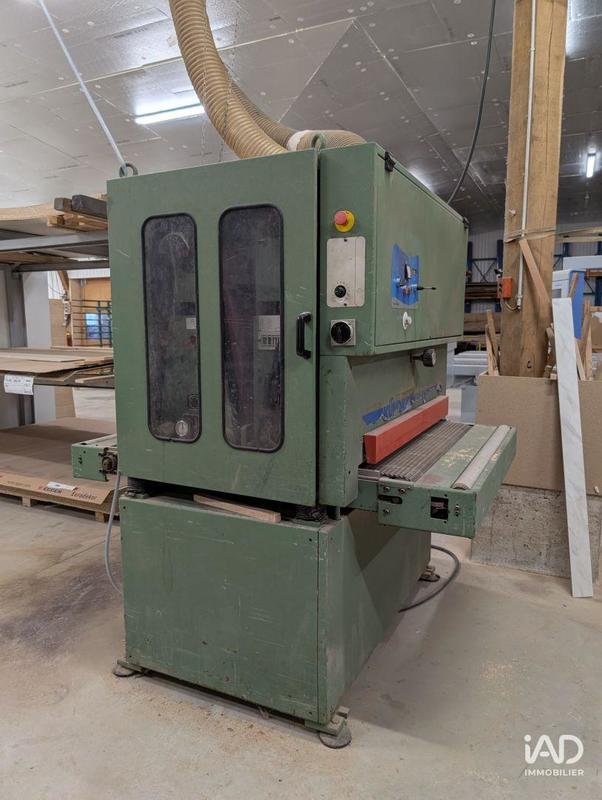 Local commercial - 1 000 m²