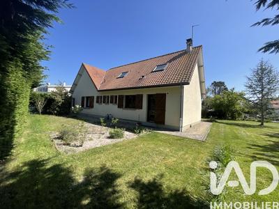 Maison - 88 m² - 4 pièces