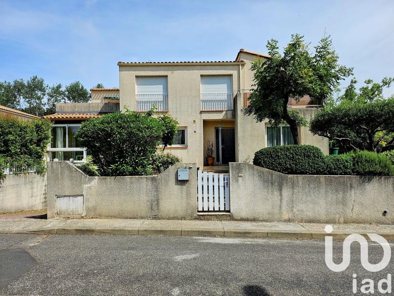 Maison - 235 m² - 9 pièces