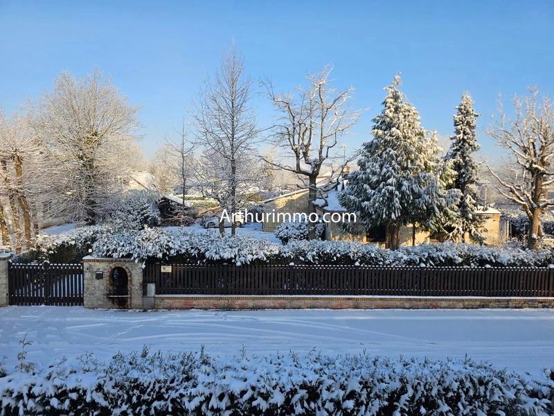 Maison - 232 m² - 9 pièces