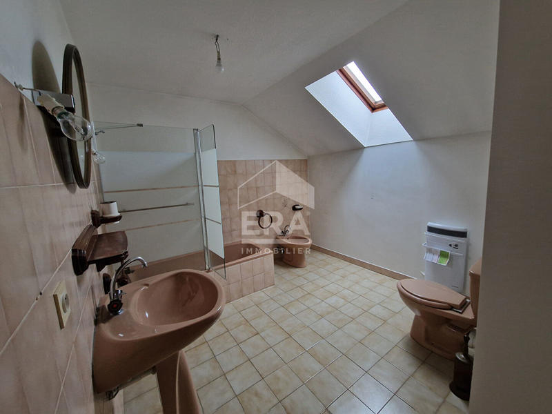 Maison - 121 m² - 5 pièces