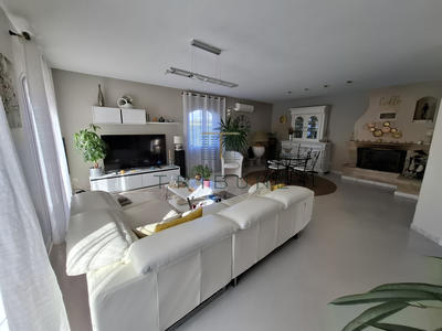 Maison - 130 m² - 4 pièces