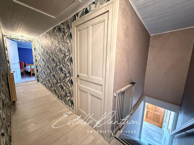 Maison - 155 m² - 7 pièces