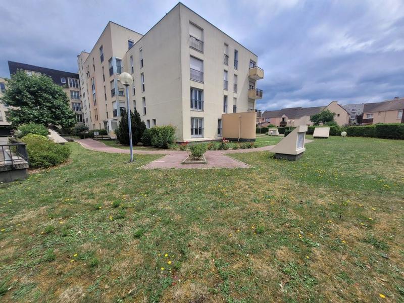 Appartement ancien - 69 m² - 3 pièces