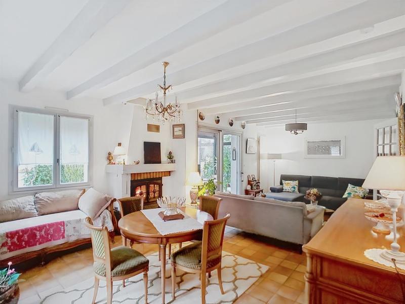 Maison - 160 m² - 7 pièces