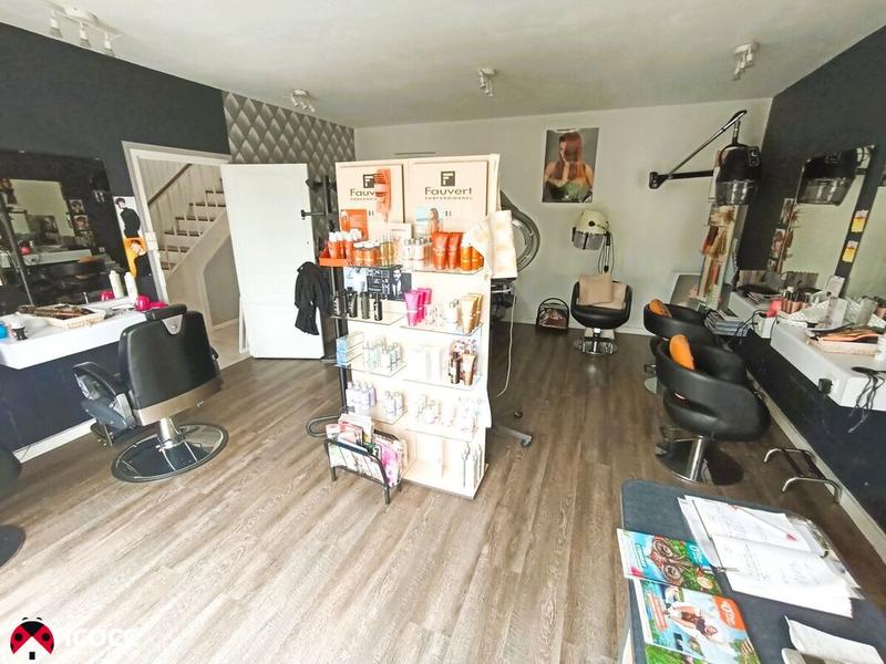 Maison - 170 m² - 7 pièces