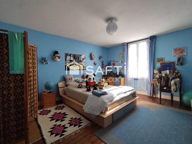 Maison - 150 m² - 5 pièces