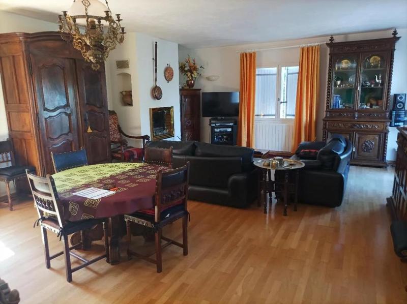 Maison - 187 m² - 7 pièces