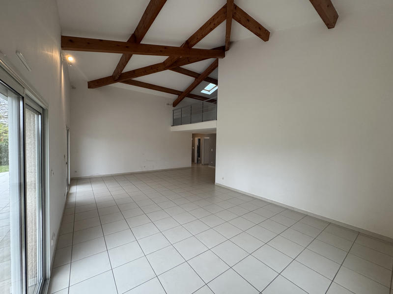Maison - 199 m² - 6 pièces