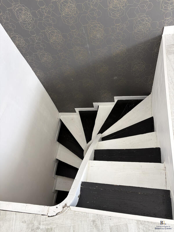 Maison ancienne - 107 m² - 4 pièces