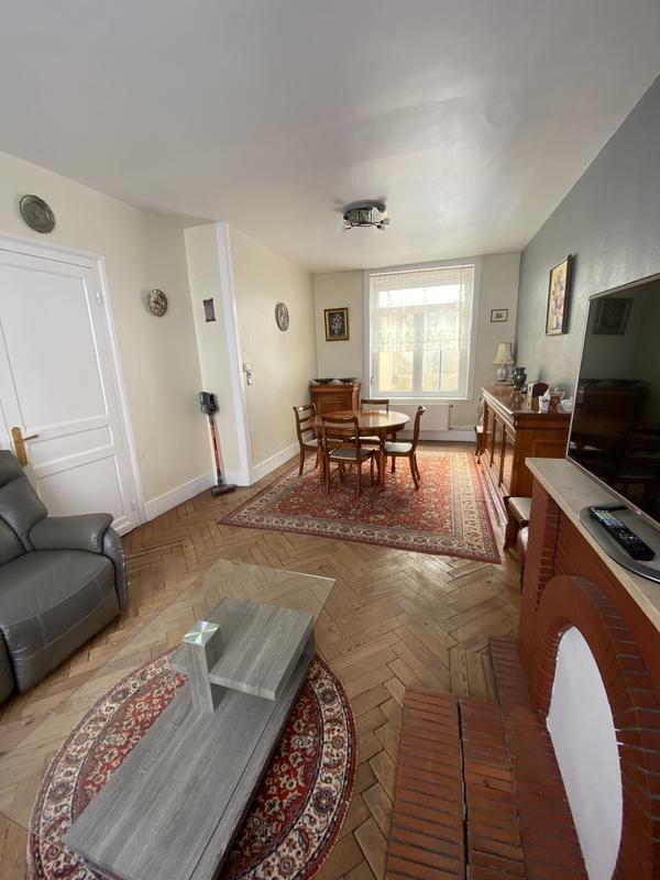 Maison - 110 m² - 5 pièces