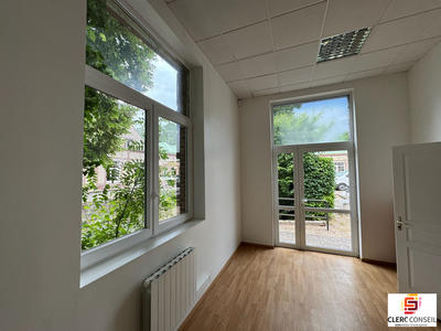 Bureau - 86 m²