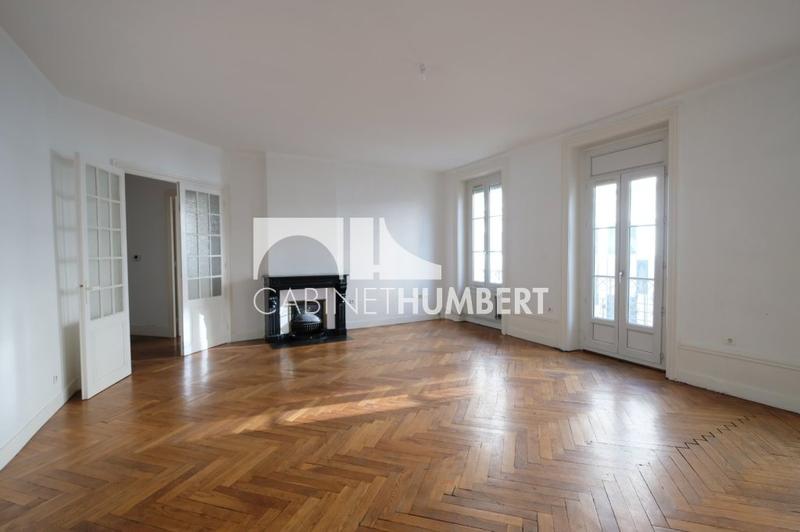 Appartement - 158 m² - 5 pièces