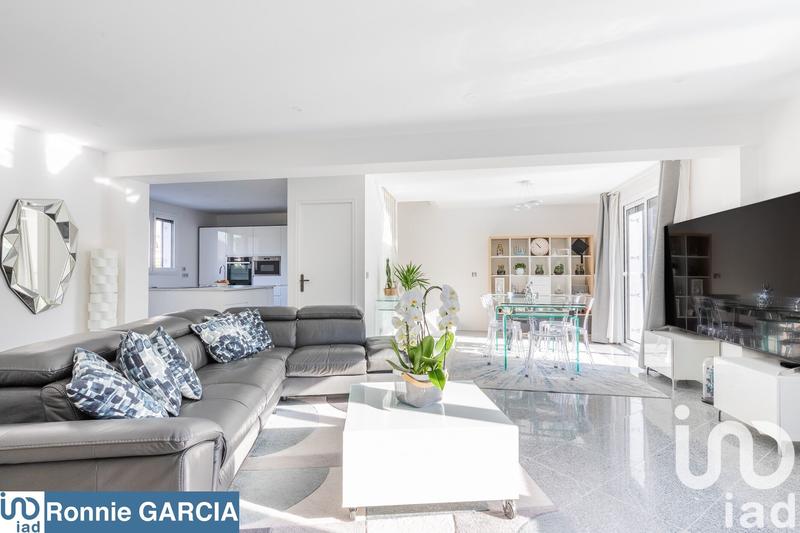 Maison - 130 m² - 5 pièces