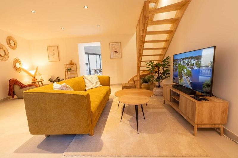 Maison - 92 m² - 6 pièces