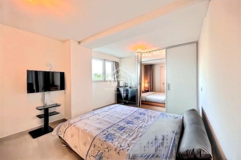 Appartement - 170 m² - 4 pièces