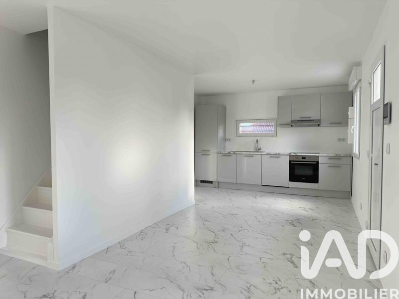 Maison - 64 m² - 4 pièces