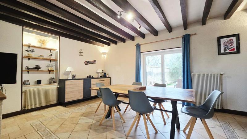 Maison - 171 m² - 6 pièces