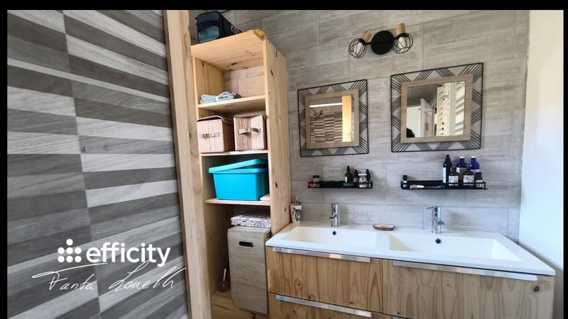 Maison - 100 m² - 6 pièces