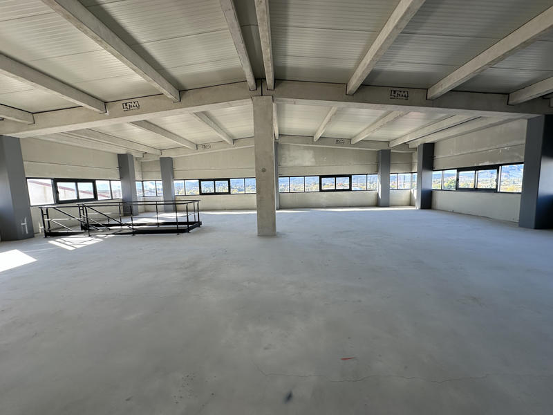 Local commercial - 580 m²