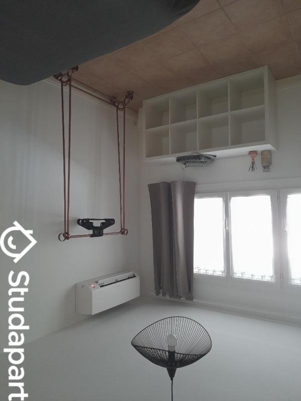 Chambre - 12 m² - 1 pièce