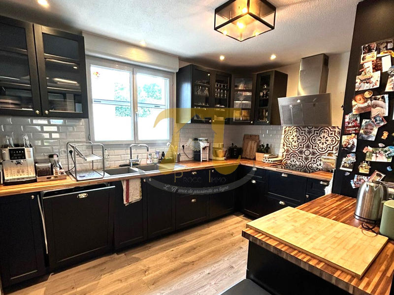 Maison - 100 m² - 4 pièces