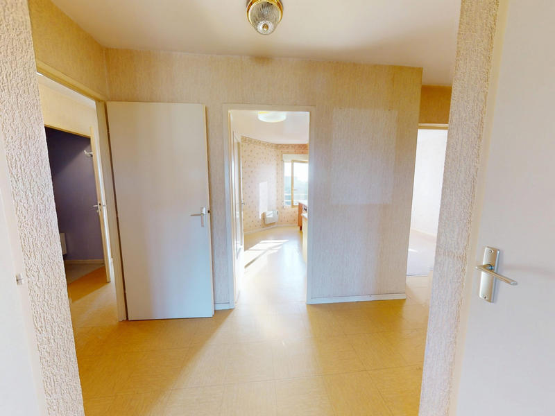 Appartement - 96 m² - 5 pièces