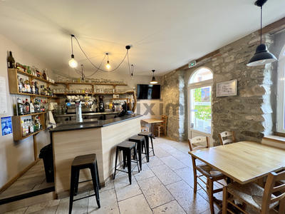 Local commercial - 578 m²