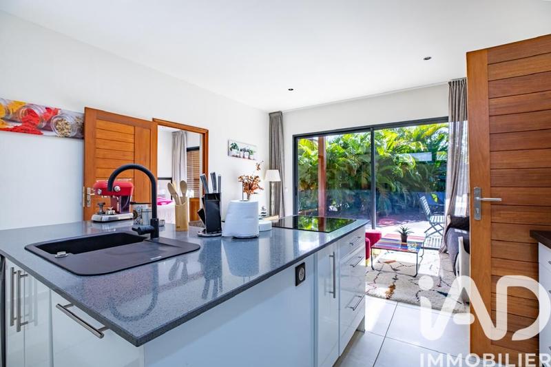 Maison - 217 m² - 10 pièces