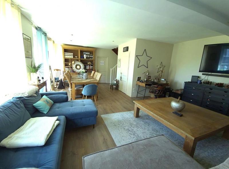 Maison - 165 m² - 8 pièces