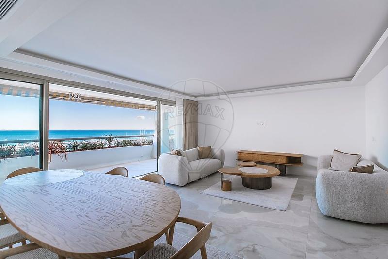 Appartement - 90 m² - 3 pièces