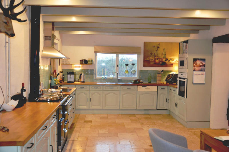 Maison - 216 m² - 7 pièces