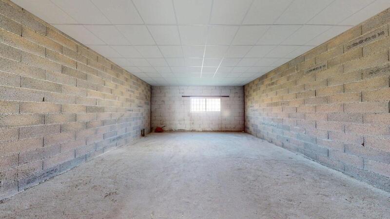 Local commercial - 100 m² - 1 pièce