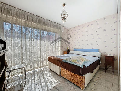 Appartement - 100 m² - 5 pièces